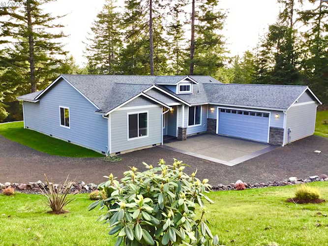 69857 Stage RD North Bend, OR 97459