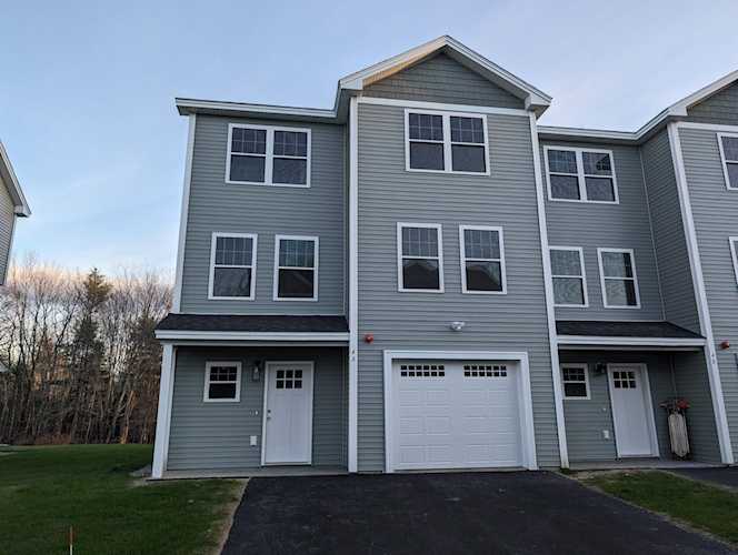 4A Bovee Way #4A Epping, NH 03042 | MLS 4971259 Photo 1