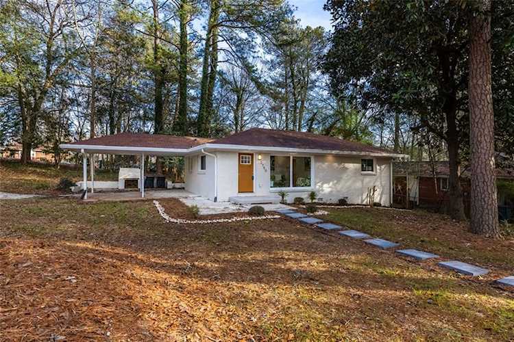 2750 Luther Drive Atlanta, GA 30344