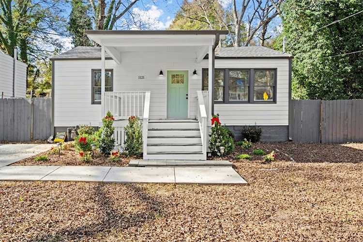1121 Oakland Drive SW Atlanta, GA 30310