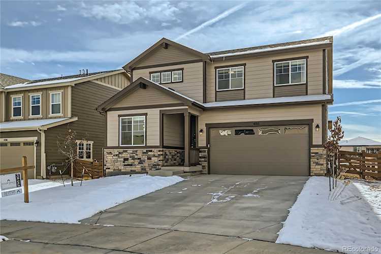 480 Golden Peak Ct Erie, CO 80516