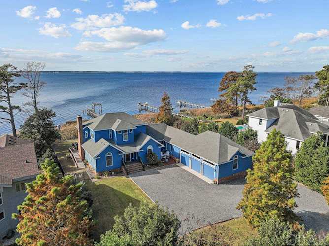 4004 Martins Point Road Kitty Hawk, NC 27949