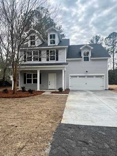212 Swanson Drive Summerville, SC 29483