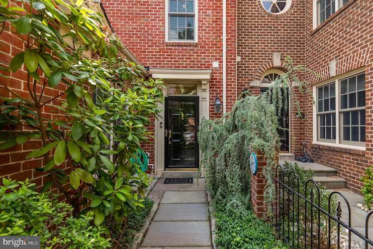 3928 Highwood Ct NW Washington, DC 20007