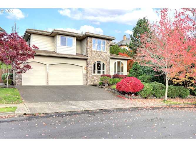 1220 NW Klickitat LN Camas, WA 98607