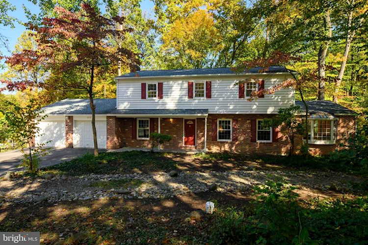 2218 Queensbury Dr Fallston, MD 21047