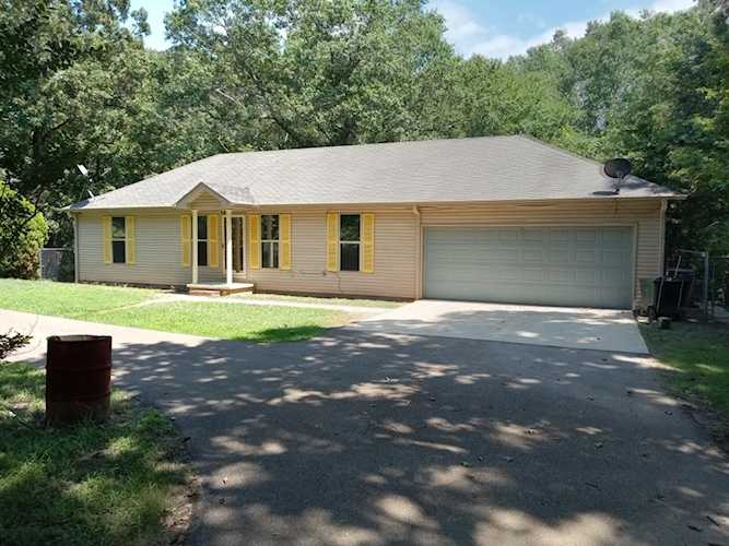 30 County Road 1083 Oxford, MS 38655