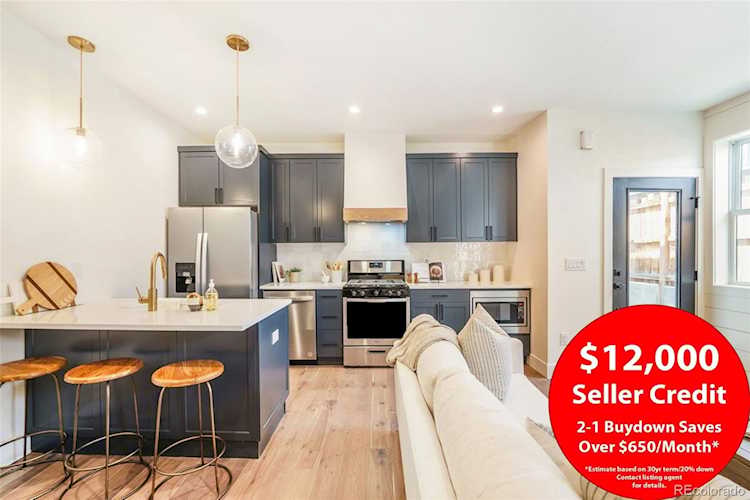 1310 Knox Ct Denver, CO 80204