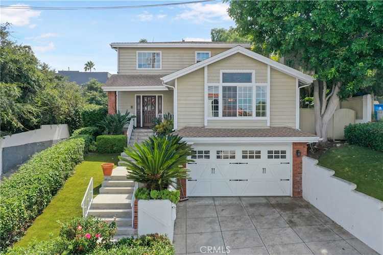 527 W 36th St San Pedro, CA 90731