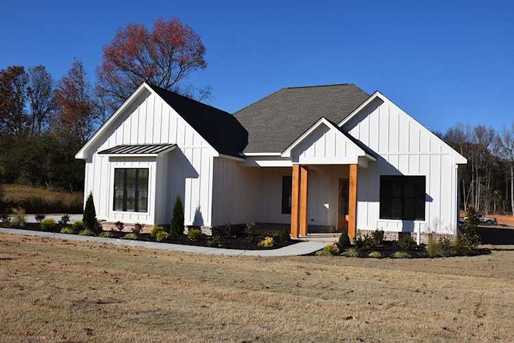 305 Dowsett Avenue Oxford, MS 38655