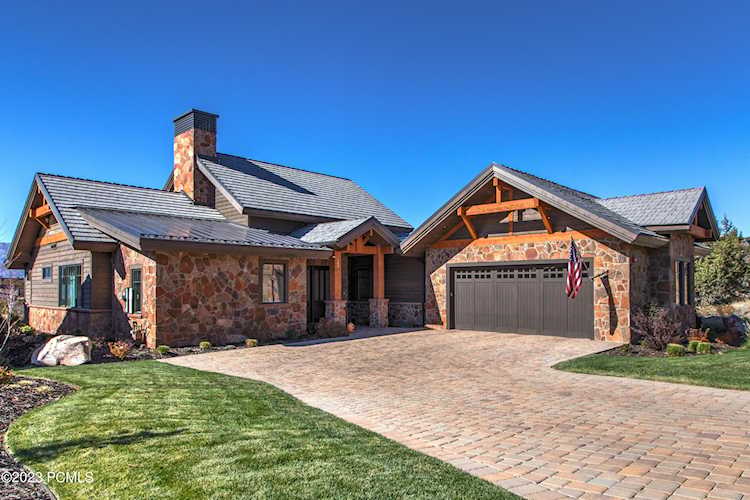 143 N Club Cabins Way Heber City, UT 84032