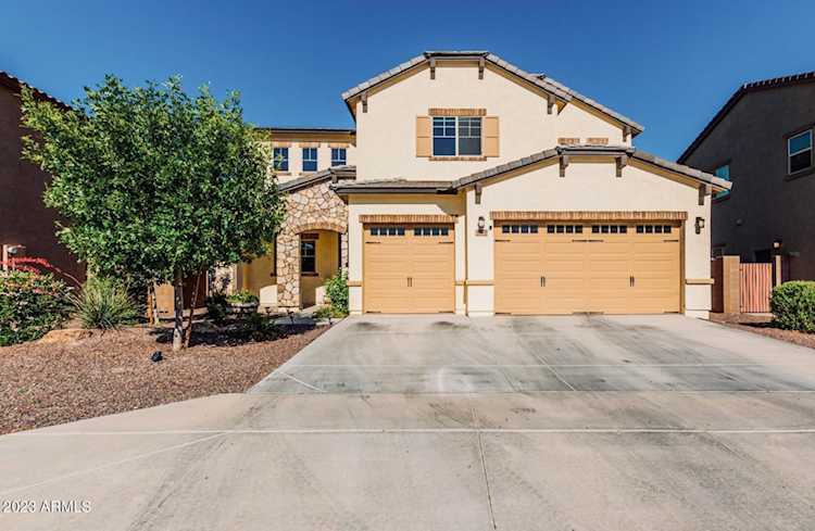 8325 N 171st Dr Waddell, AZ 85355