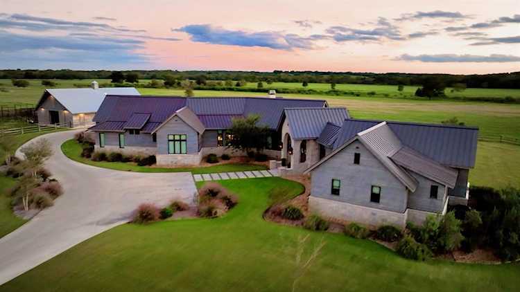 1667 Fm 1890 RD Columbus, TX 78934
