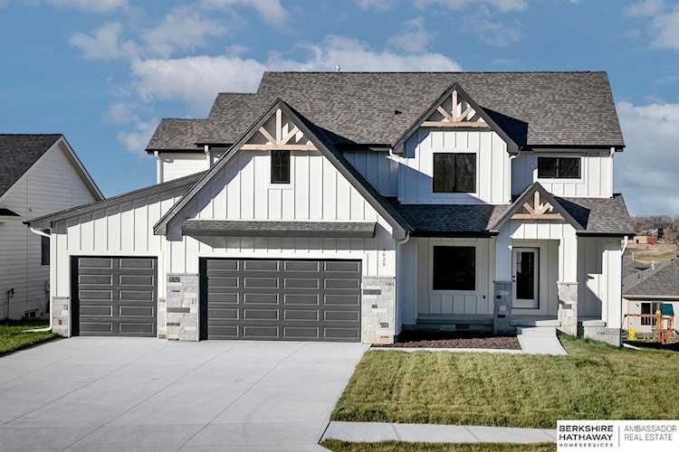 3628 S 204 Ave Elkhorn, NE 68022