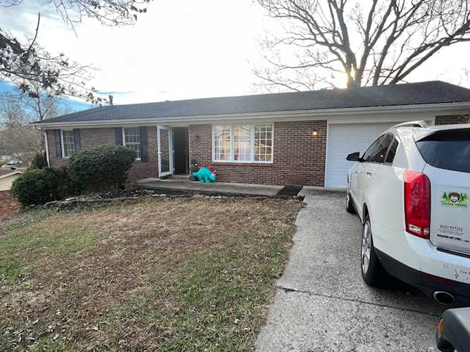 195 Oaklawn Circle Corbin, KY 40701