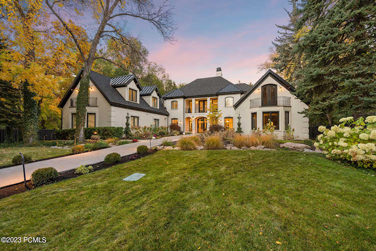 2227 E 5340 South Salt Lake City, UT 84117