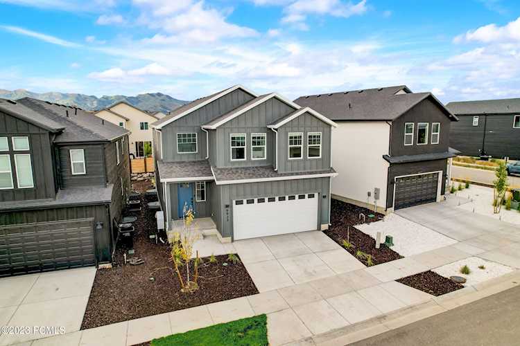 6823 Serviceberry Dr Park City, UT 84098