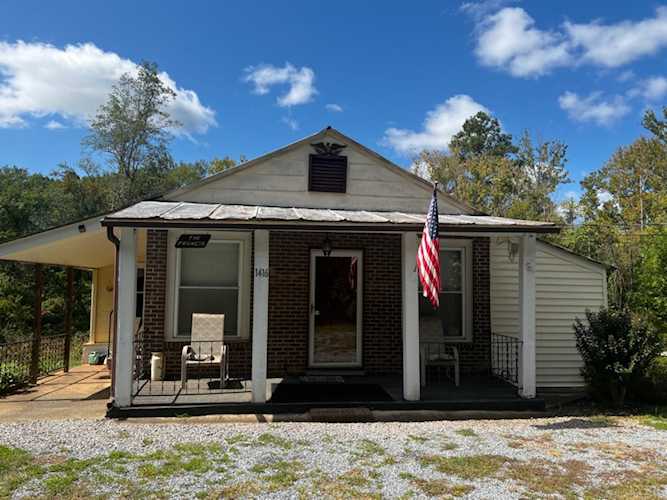 1416 Lynch Rd Altavista, VA 24517