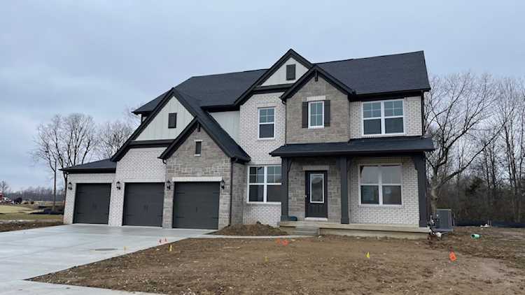 6220 Trescott Drive Plainfield, IN 46168