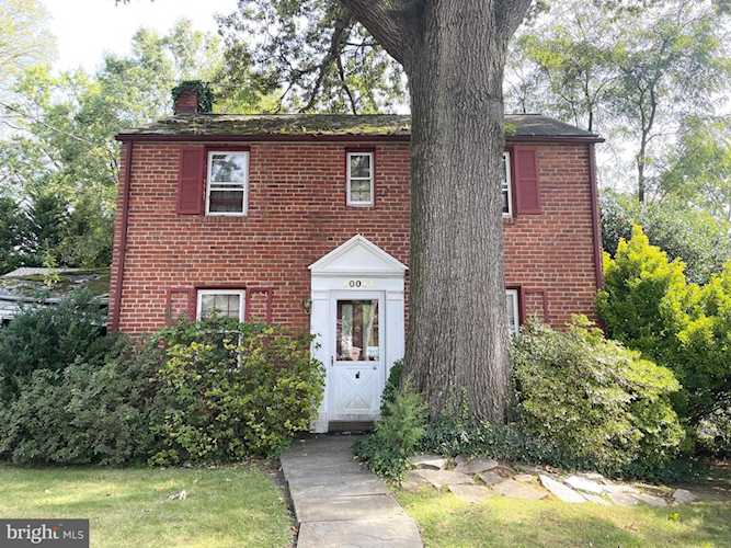 10011 Sidney Rd Silver Spring, MD 20901