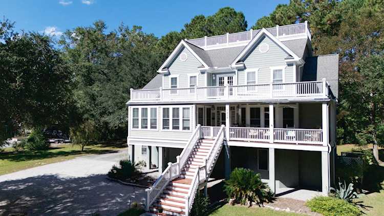7938 Pelican Bay Drive Awendaw, SC 29429