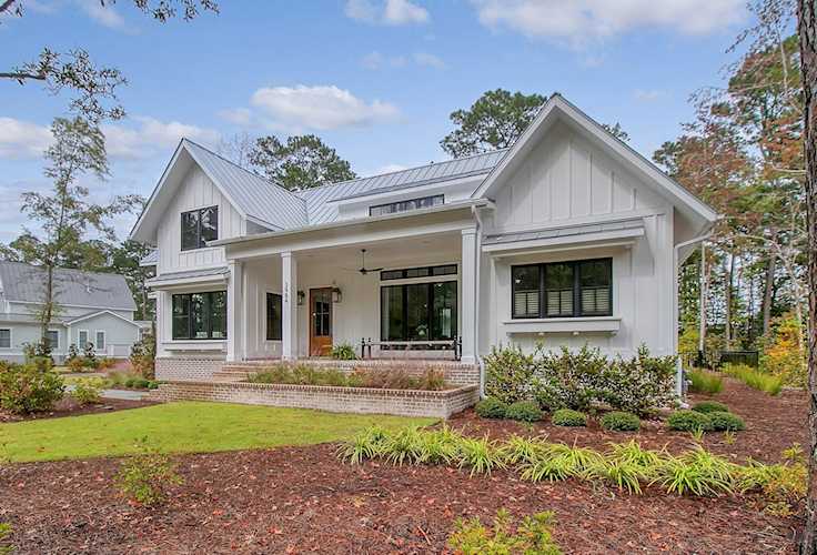 105 Peninsula Drive Ravenel, SC 29470