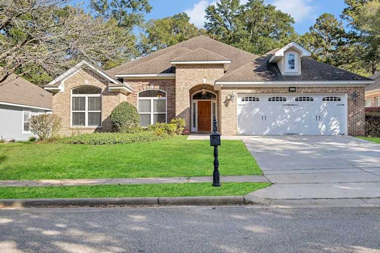 4987 Hollystone Ln Tallahassee, FL 32312