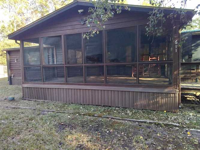 611 Persimmon Rd Sopchoppy, FL 32358