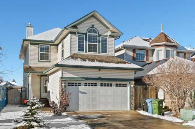 127 NE Tarington Close Calgary, AB T3J 3V8