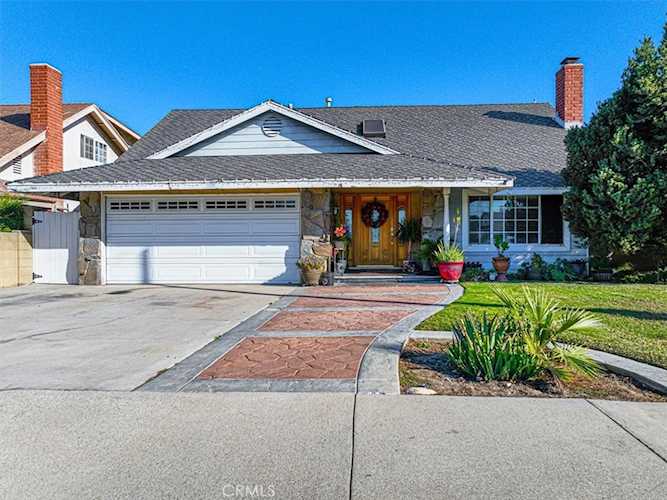 17224 Gard Ave Artesia, CA 90701
