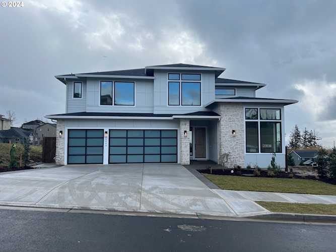 1643 NW Goodwin ST Camas, WA 98607