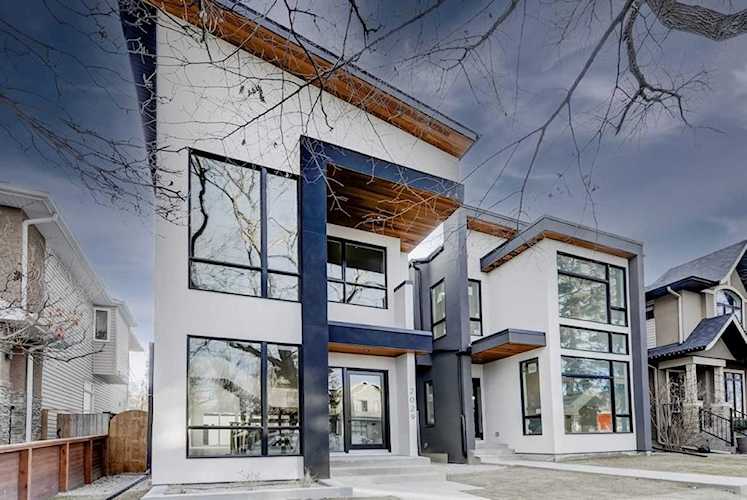 2029 47 Ave SW Calgary, AB T2T2S7