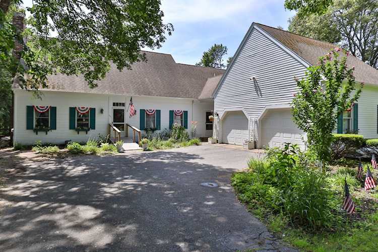 751 Main Street Harwich, MA 02645