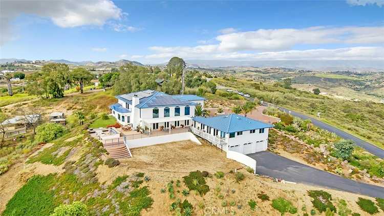 31460 Aquaduct Road Bonsall, CA 92003