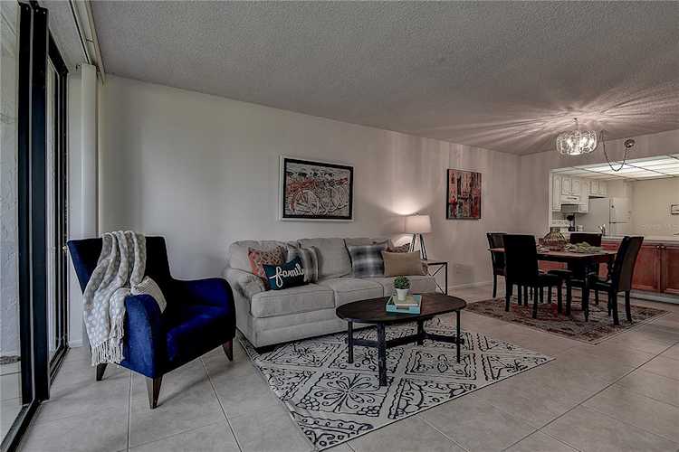 14130 Rosemary Lane 1104 Largo, FL 33774 MLS U8210863