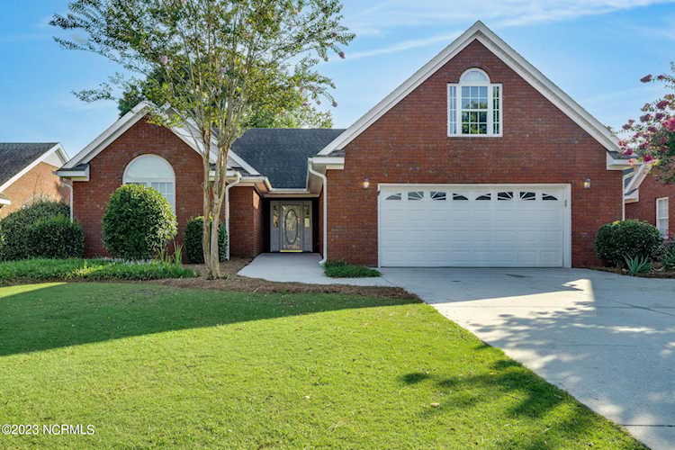144 Candlewood Dr Wallace, NC 28466