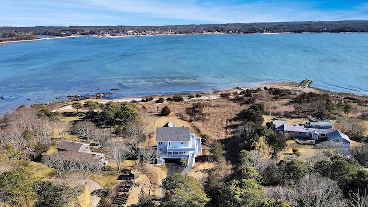 45 Pasture Road Cataumet, MA 02534