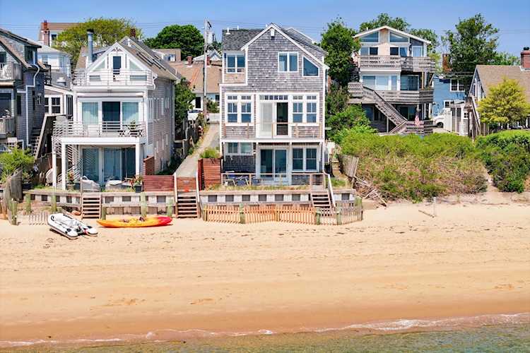 153 Commercial Street Provincetown, MA 02657