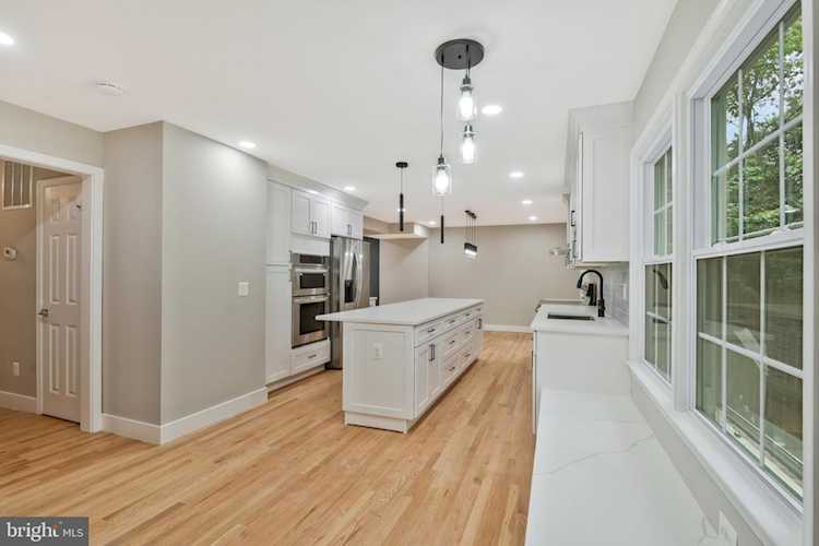 9301 Craig Ave Alexandria, VA 22309