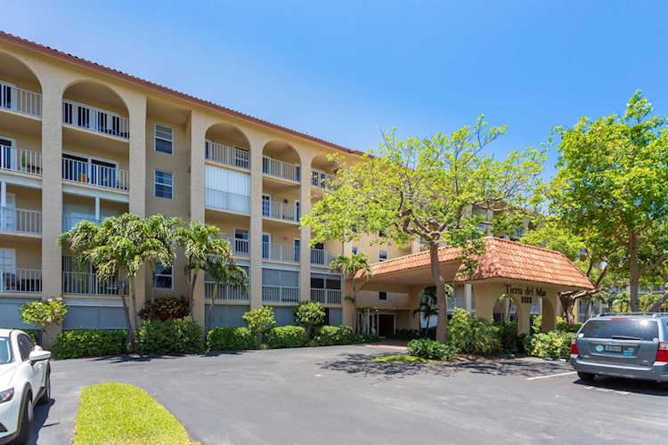 1111 S Ocean Boulevard 4150 Boca Raton, FL 33432 R10942114