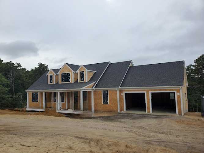 92 Whiffletree Avenue Brewster, MA 02631