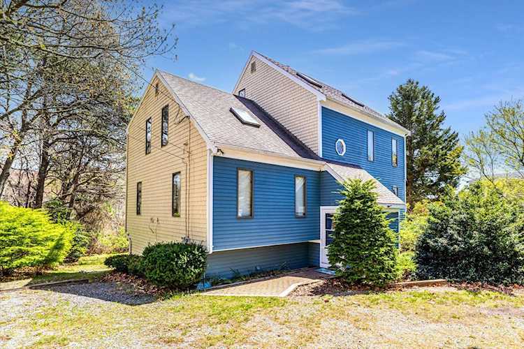 30 Norris Path East Falmouth, MA 02536