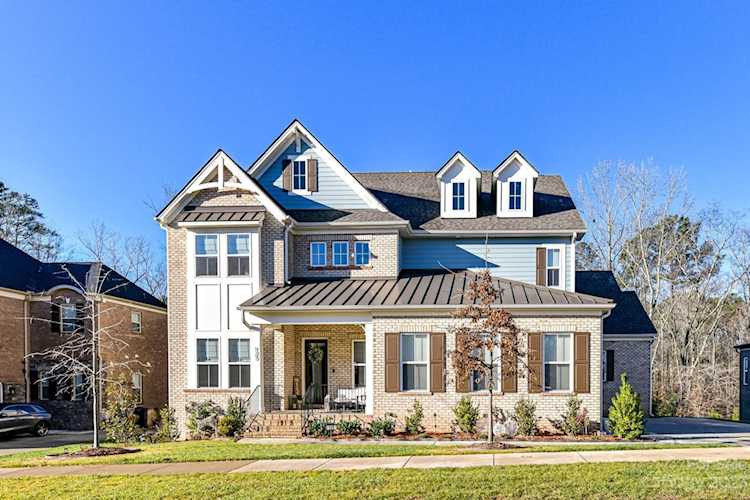 125 Turtleback Ridge Matthews, NC 28104 MLS 4093683