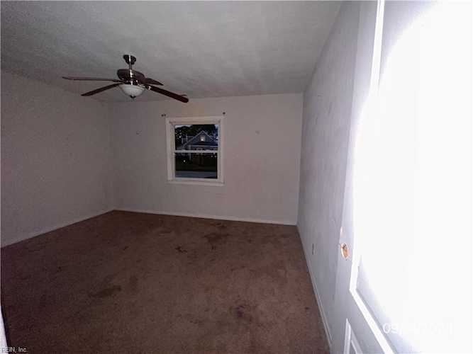 427 Fishermans Rd Norfolk, VA 23503 MLS 10503236