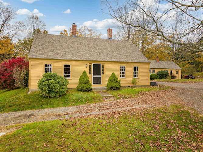 21 Long Hill Rd Raymond 03077 NH home for sale 387,000 4974880