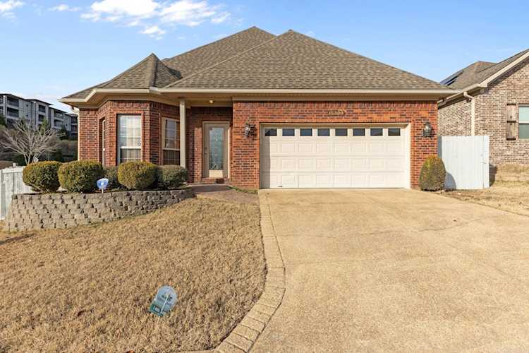 15300 Governors Lake Dr Little Rock, AR 72223 MLS 23041292