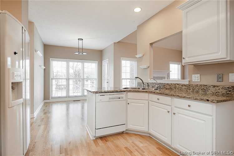 3002 Cobblers Crossing Rd New Albany, IN 47150 MLS 202405127