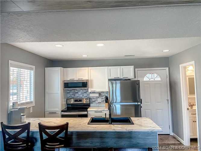 126 Tara Rd Lake Ozark, MO 65049 MLS 3560072