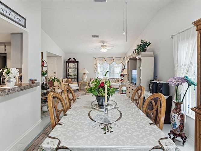 3832 Sailmaker Ln Holiday, FL 34691 MLS W7860730