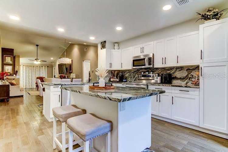 3163 Landmark Dr 623 Clearwater, FL 33761 MLS U8226892